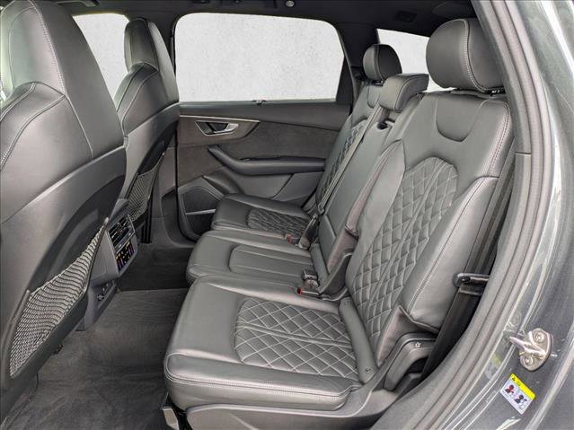 Used 2021 Audi SQ7 Premium Plus w/ Executive Package image 20