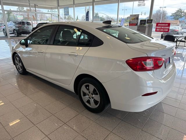 Used 2017 Chevrolet Cruze LS FWD image 5