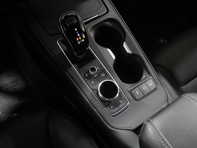 Certified 2025 Cadillac XT4 Premium Luxury image 15