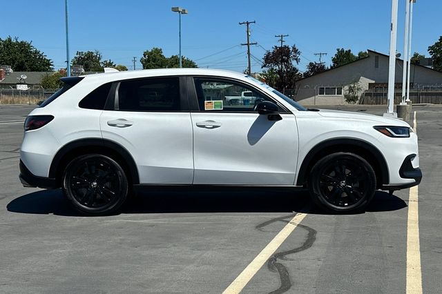 Used 2026 Honda HR-V Sport image 3