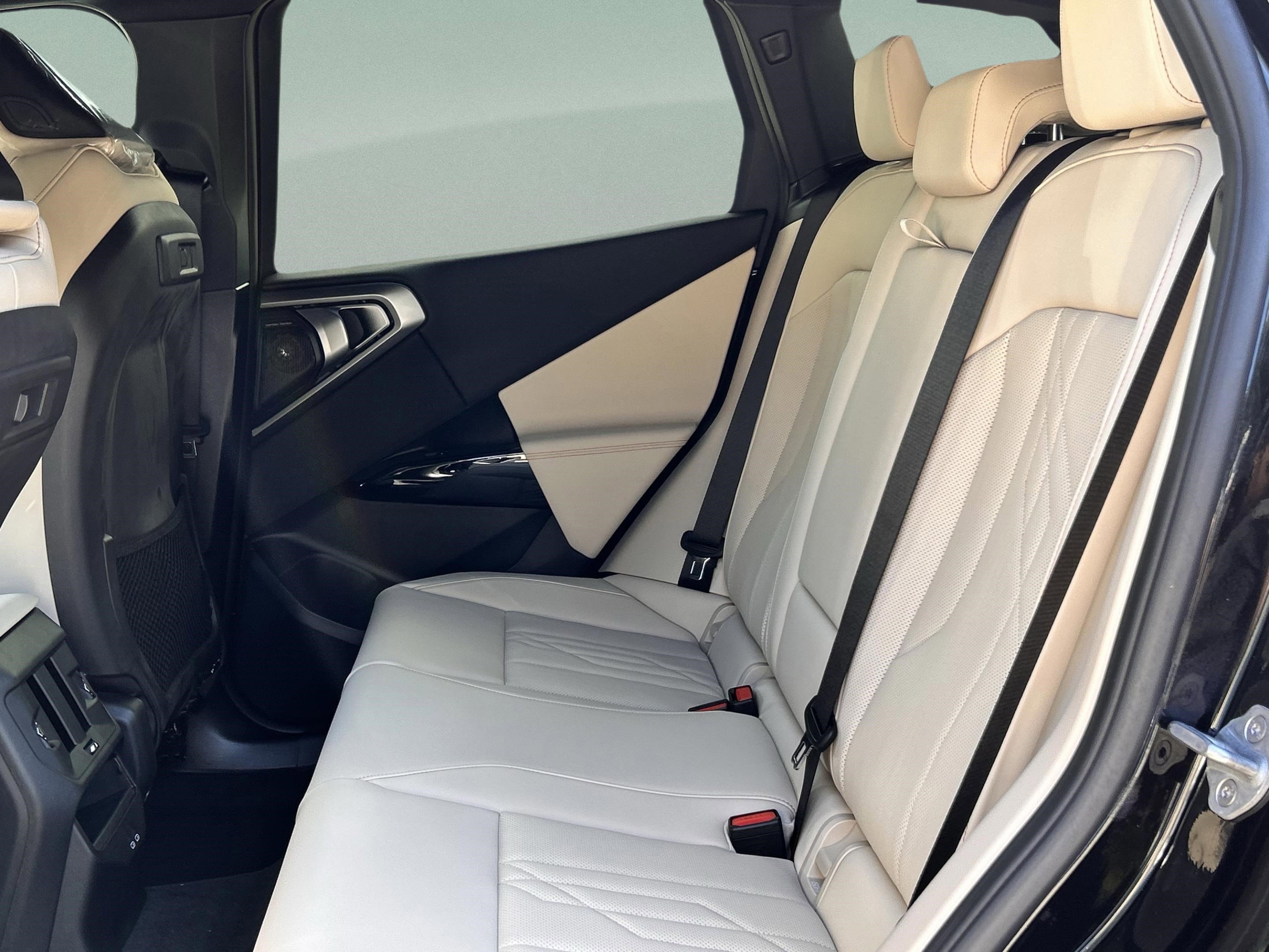 Used 2026 BMW X3 xDrive30 w/ Premium Package image 19