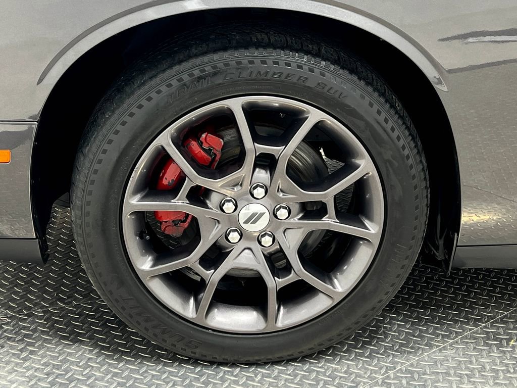 Used 2018 Dodge Challenger GT image 33