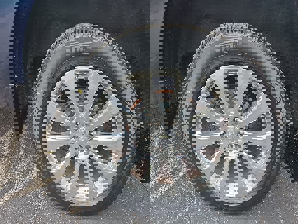 Used 2019 Chevrolet Silverado 1500 High Country w/ Technology Package image 11