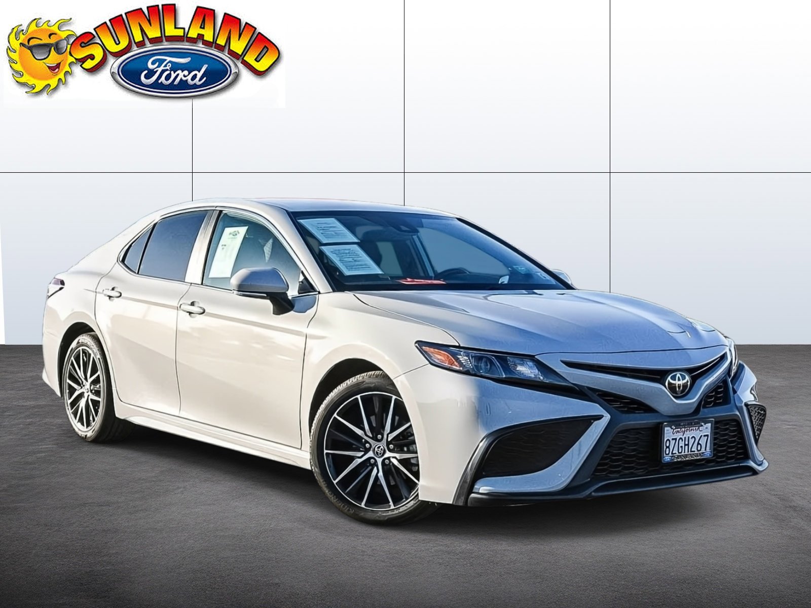 Used 2022 Toyota Camry SE