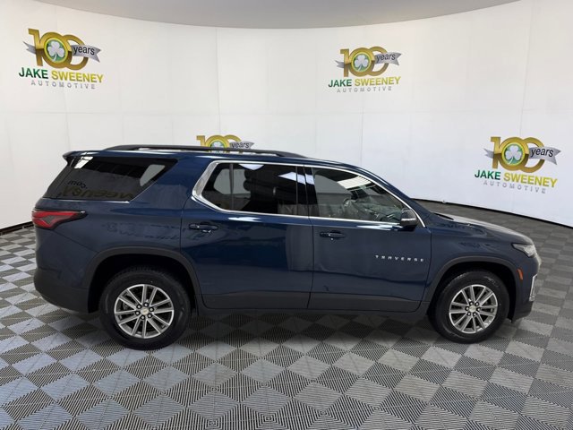 Used 2023 Chevrolet Traverse LT image 11