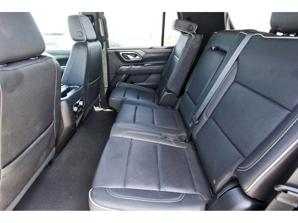 Used 2024 GMC Yukon SLT image 7