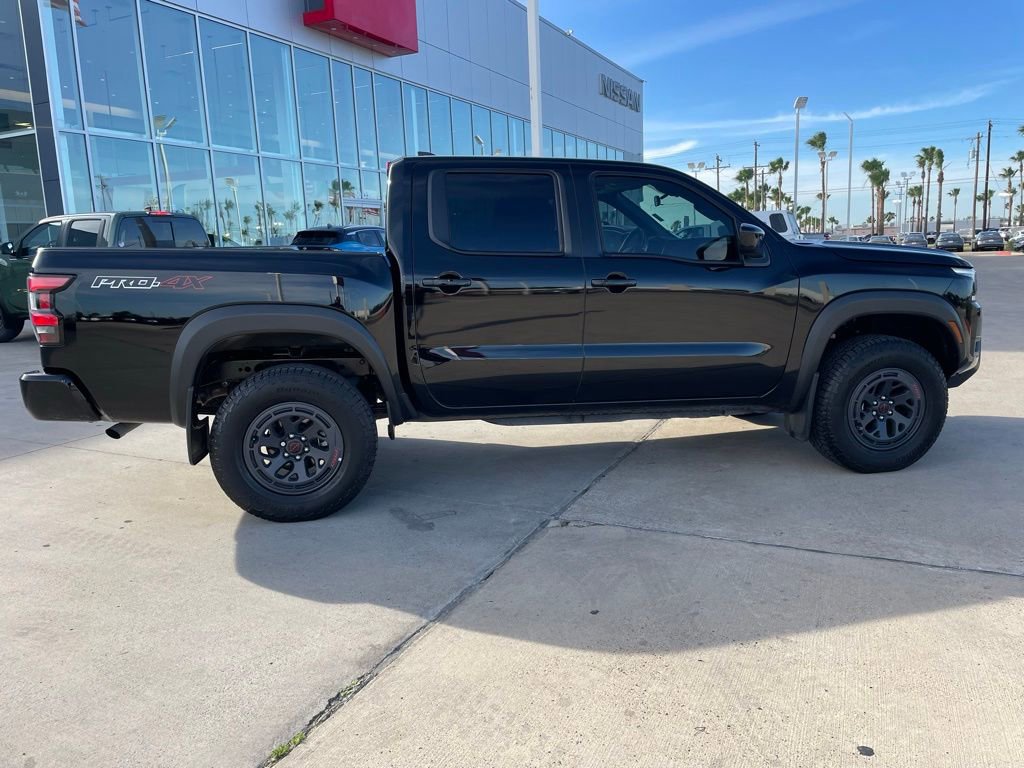 Certified 2025 Nissan Frontier PRO-4X AWD/4WD image 2