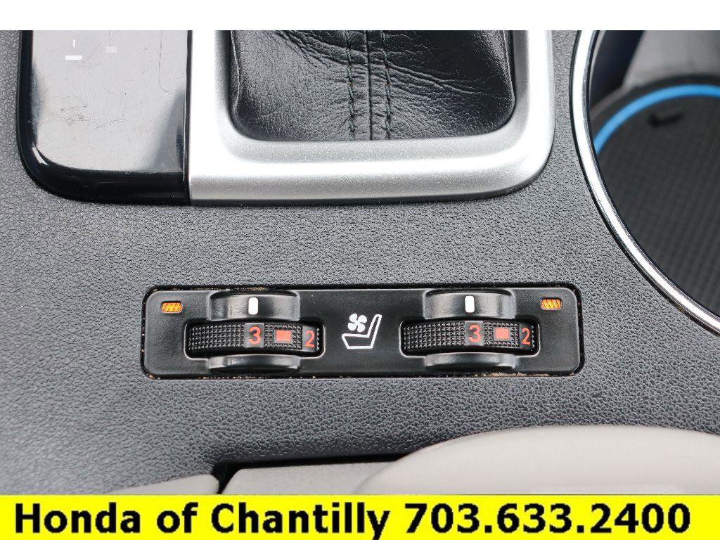 Used 2016 Toyota Highlander Limited image 19