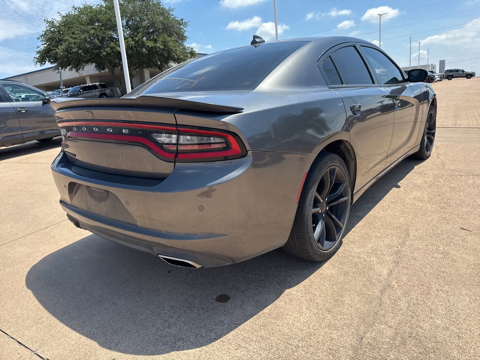 Used 2016 Dodge Charger SXT w/ Plus Group RWD image 7