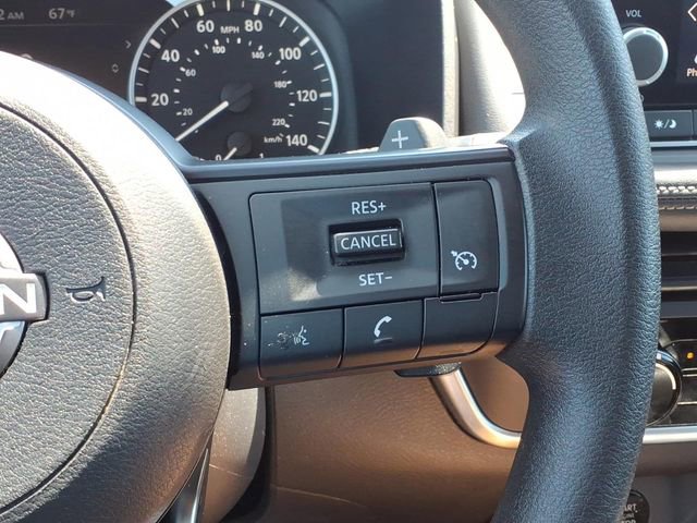 Used 2024 Nissan Rogue S AWD/4WD image 14