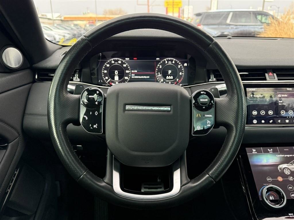 Used 2020 Land Rover Range Rover Evoque R-Dynamic SE image 28