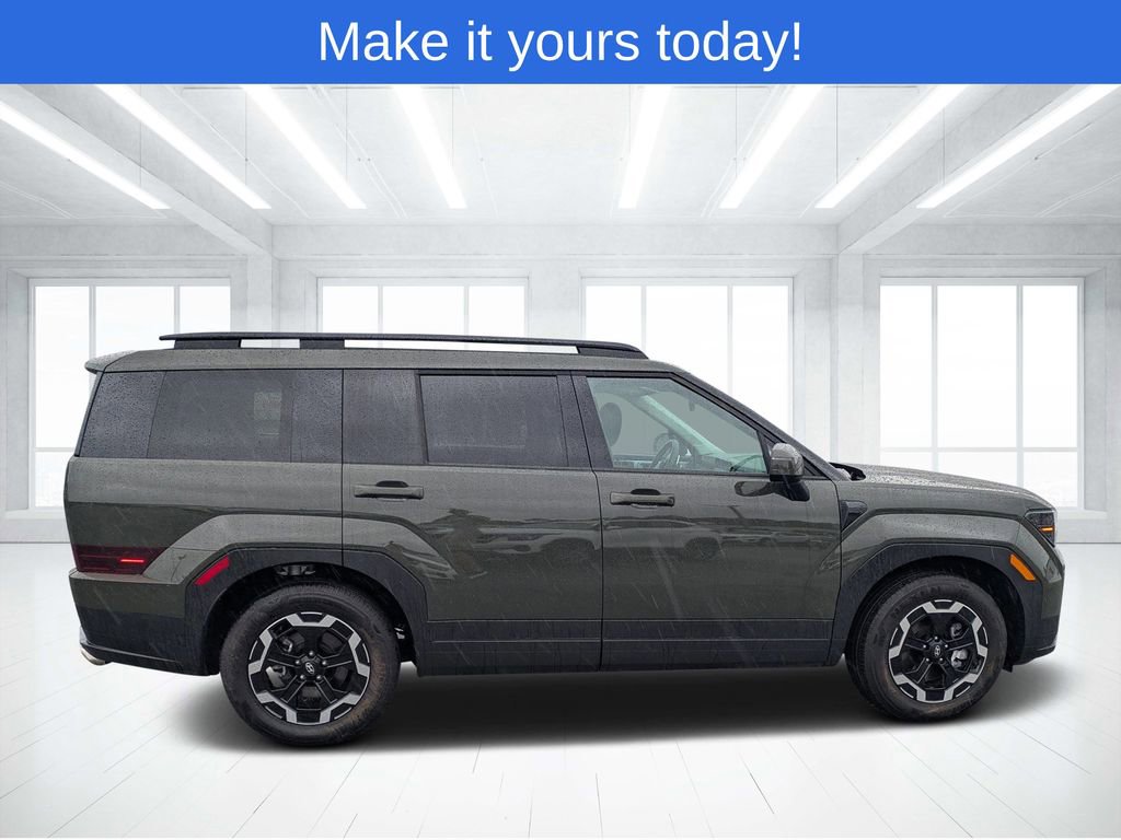 Used 2025 Hyundai Santa Fe SEL image 2