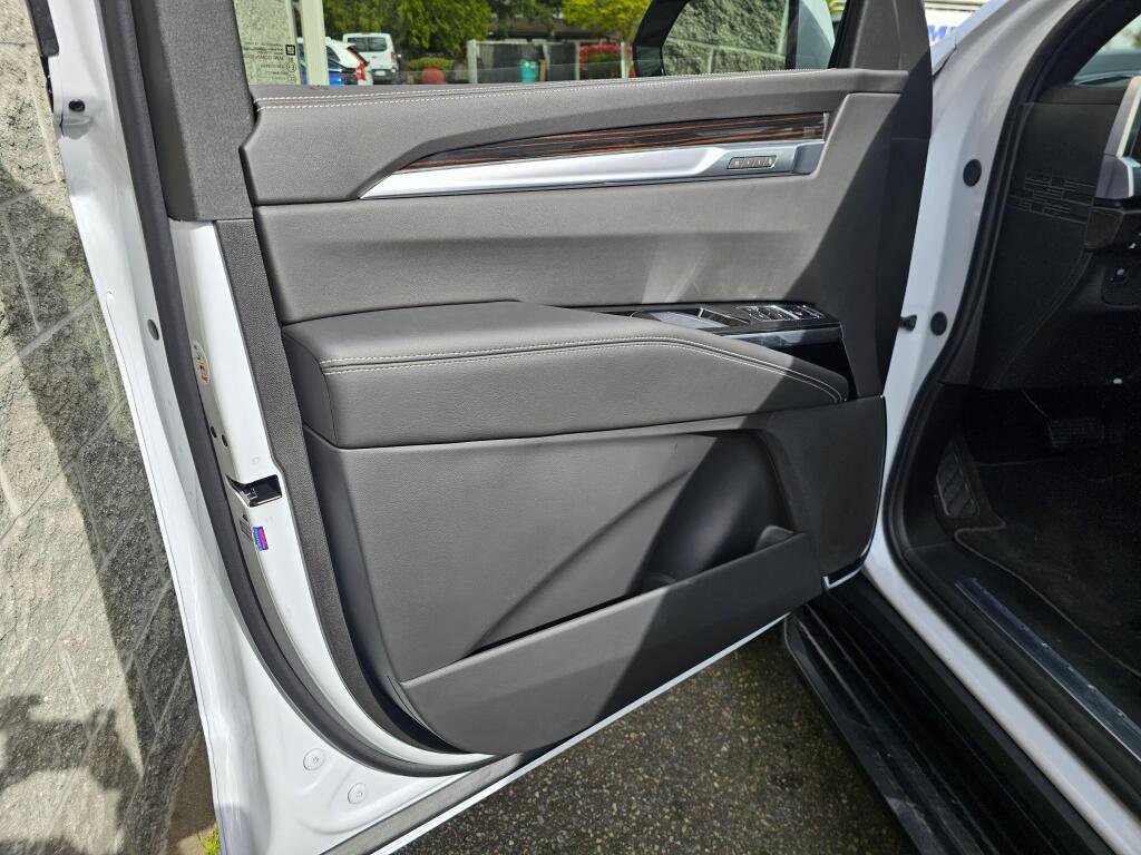 New 2026 Cadillac Escalade 4WD image 24