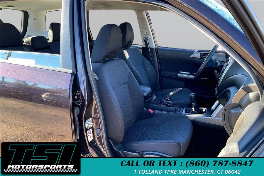 Used 2013 Subaru Forester 2.5X AWD/4WD image 7