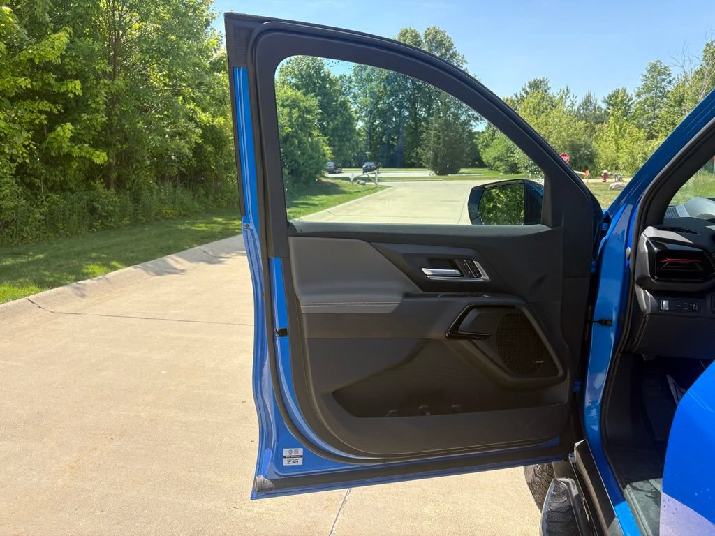 New 2026 Chevrolet Silverado EV Trail Boss w/ Plus Package AWD/4WD image 13