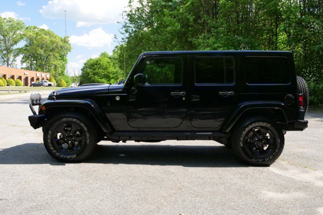 Used 2015 Jeep Wrangler Unlimited Sahara image 42