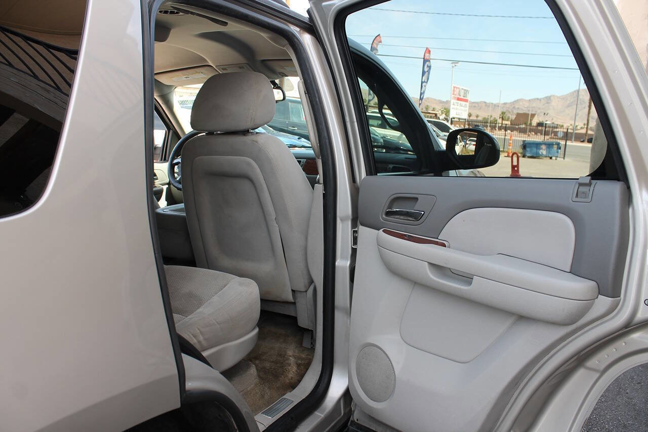 Used 2007 GMC Yukon SLE RWD image 25