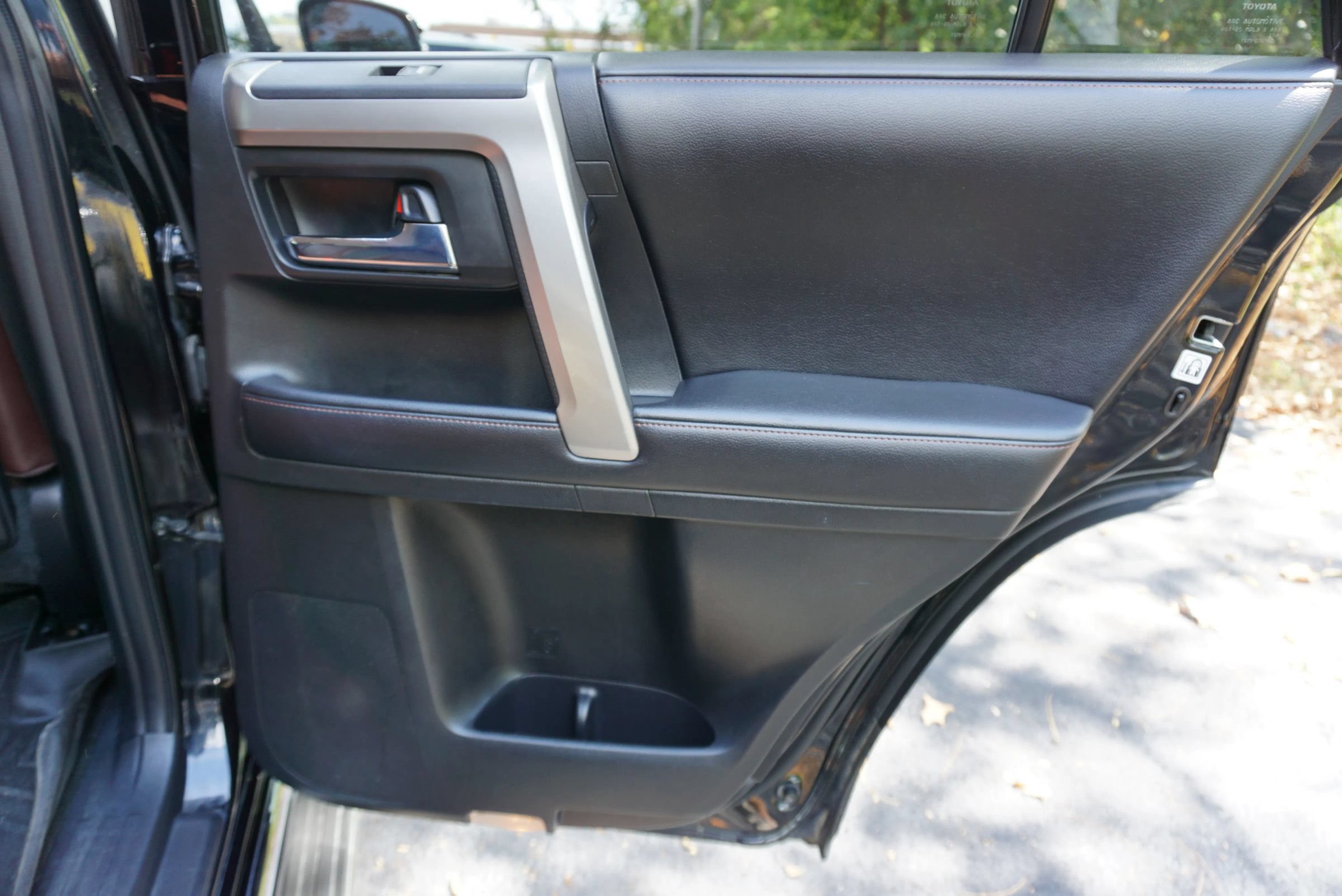 Used 2016 Toyota 4Runner Limited RWD image 14