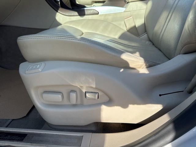 Used 2015 Cadillac SRX Premium AWD/4WD image 11