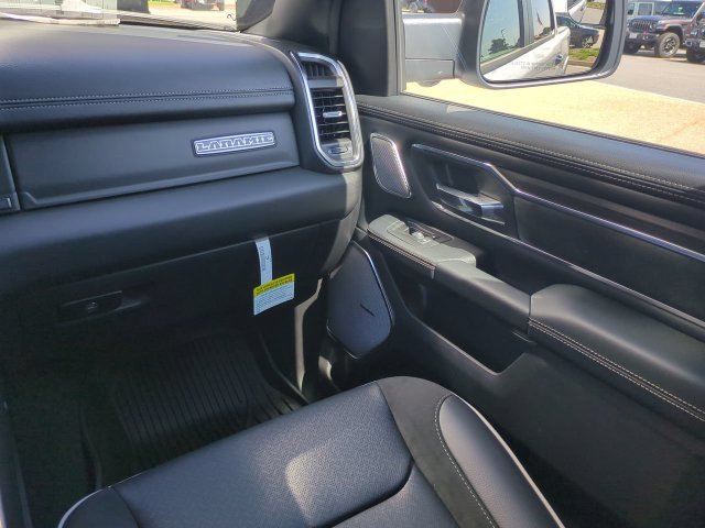 New 2027 RAM 1500 Laramie w/ Night Edition AWD/4WD image 17
