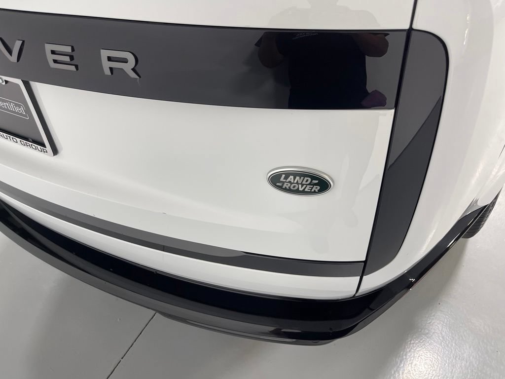 Used 2023 Land Rover Range Rover Long Wheelbase SE AWD/4WD image 14