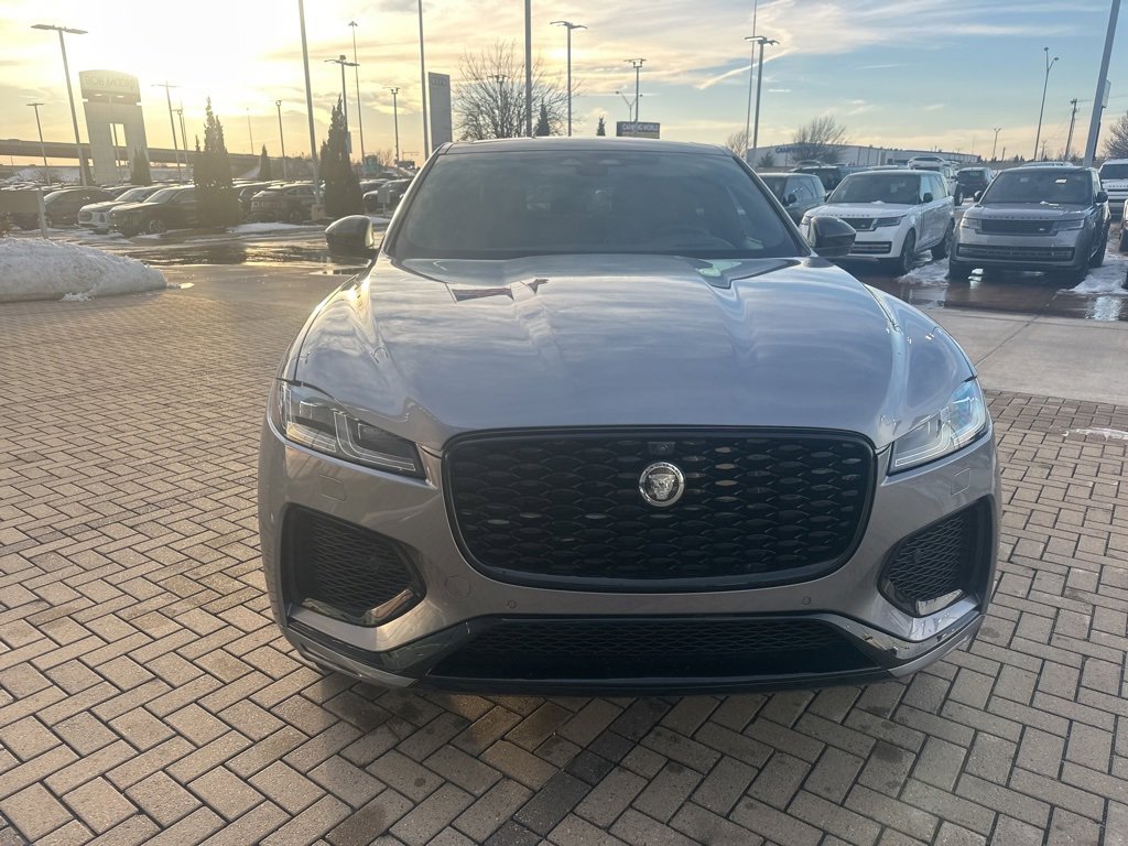 Certified 2026 Jaguar F-PACE R-Dynamic S image 8