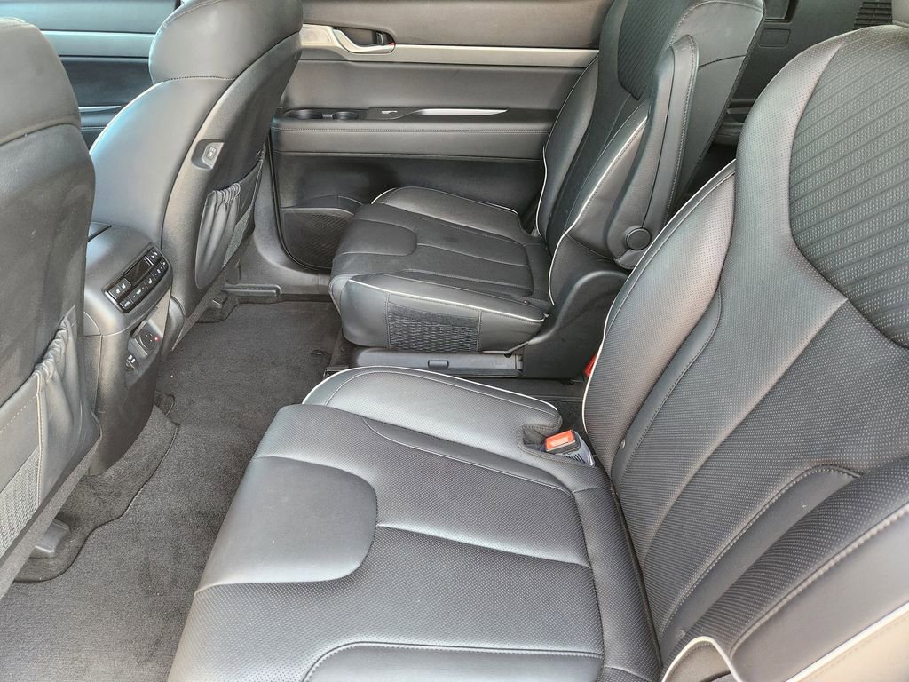 Used 2024 Hyundai Palisade SEL w/ Premium Package FWD image 19