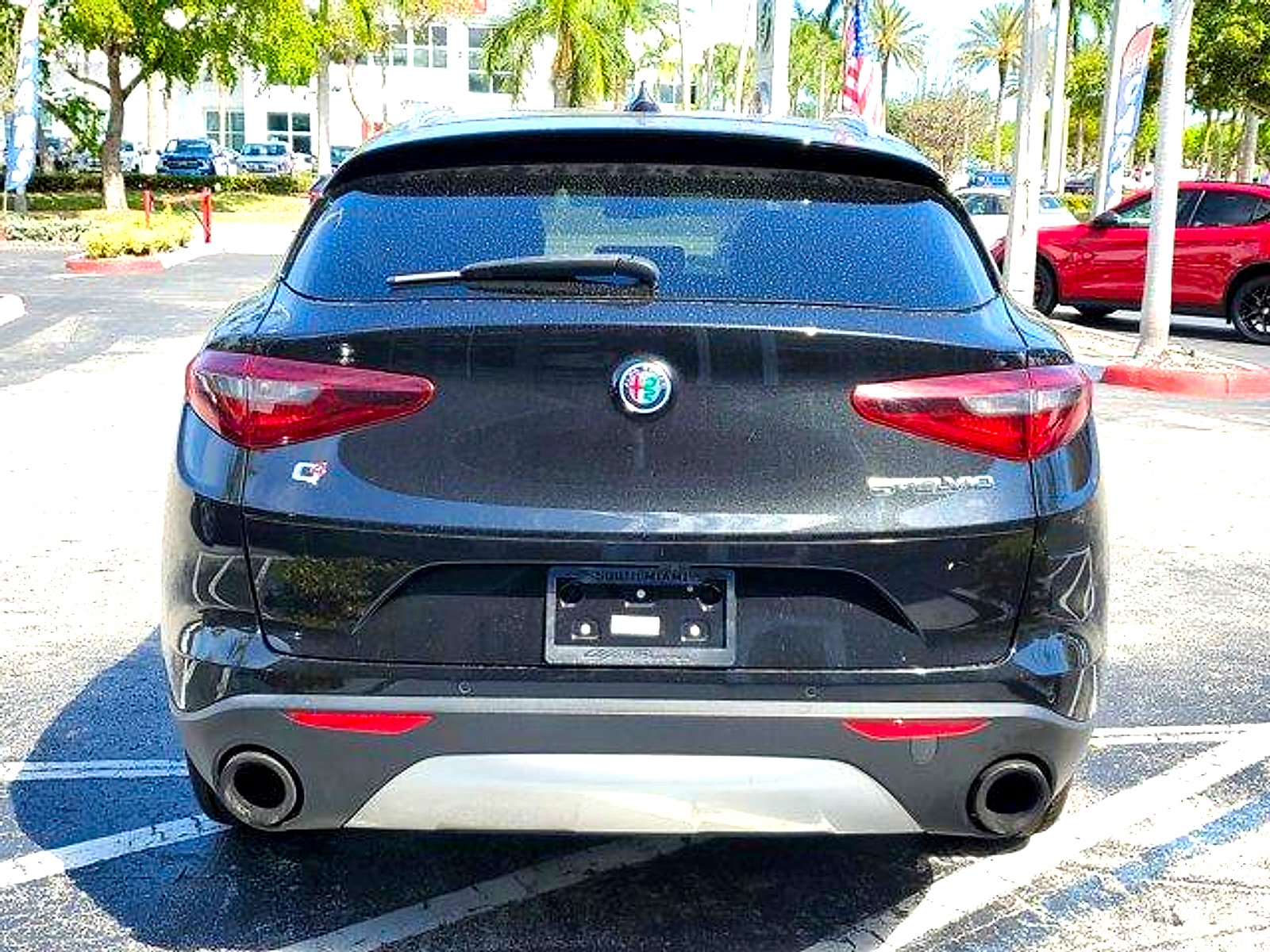 Used 2018 Alfa Romeo Stelvio Ti AWD/4WD image 6