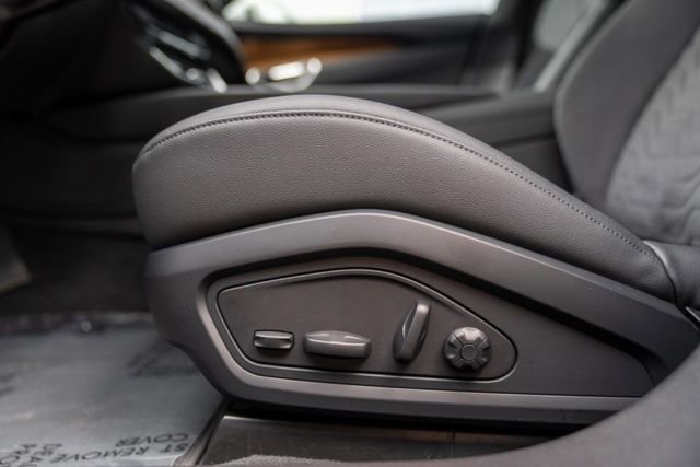 Used 2022 Audi e-tron GT Premium Plus AWD/4WD image 41