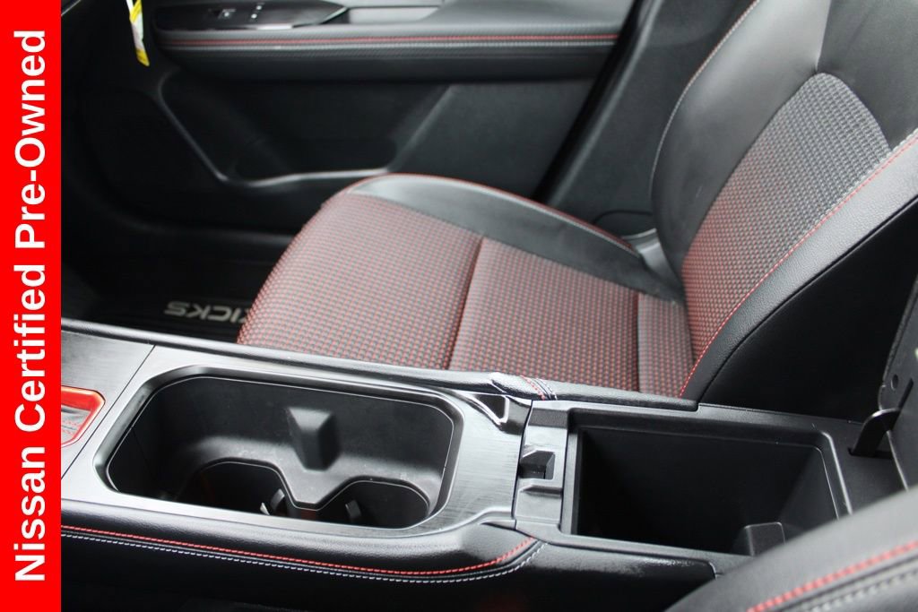 Certified 2025 Nissan Kicks SR w/ Illumination Package image 40