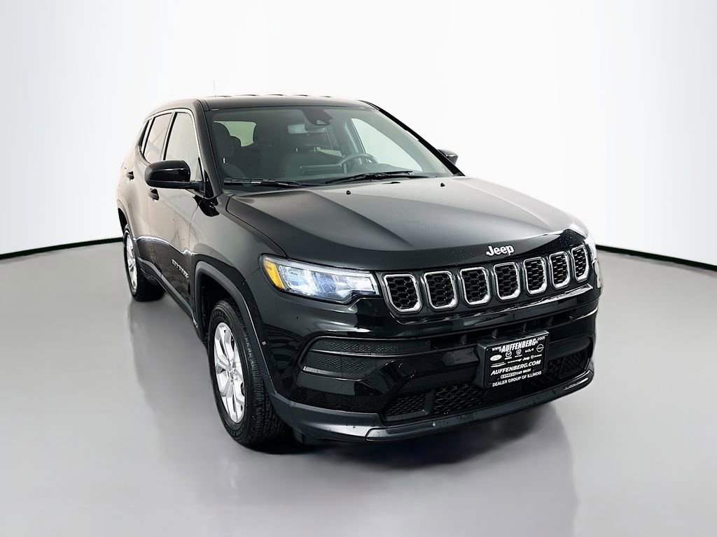 Used 2024 Jeep Compass Sport image 1