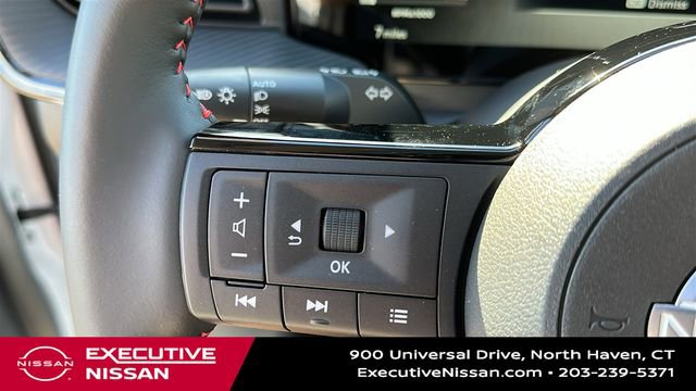 Used 2025 Nissan Kicks SR w/ SR Premium Package AWD/4WD image 13