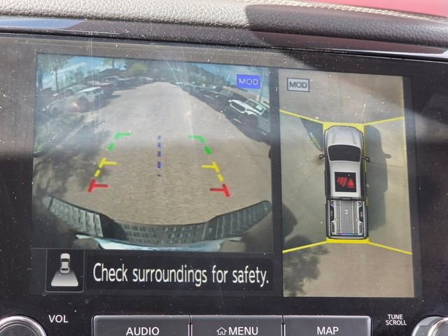Used 2020 Nissan Titan SL w/ Moonroof Package AWD/4WD image 20