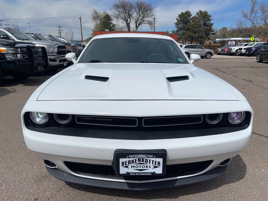 Used 2017 Dodge Challenger GT w/ Driver Convenience Group AWD/4WD image 2