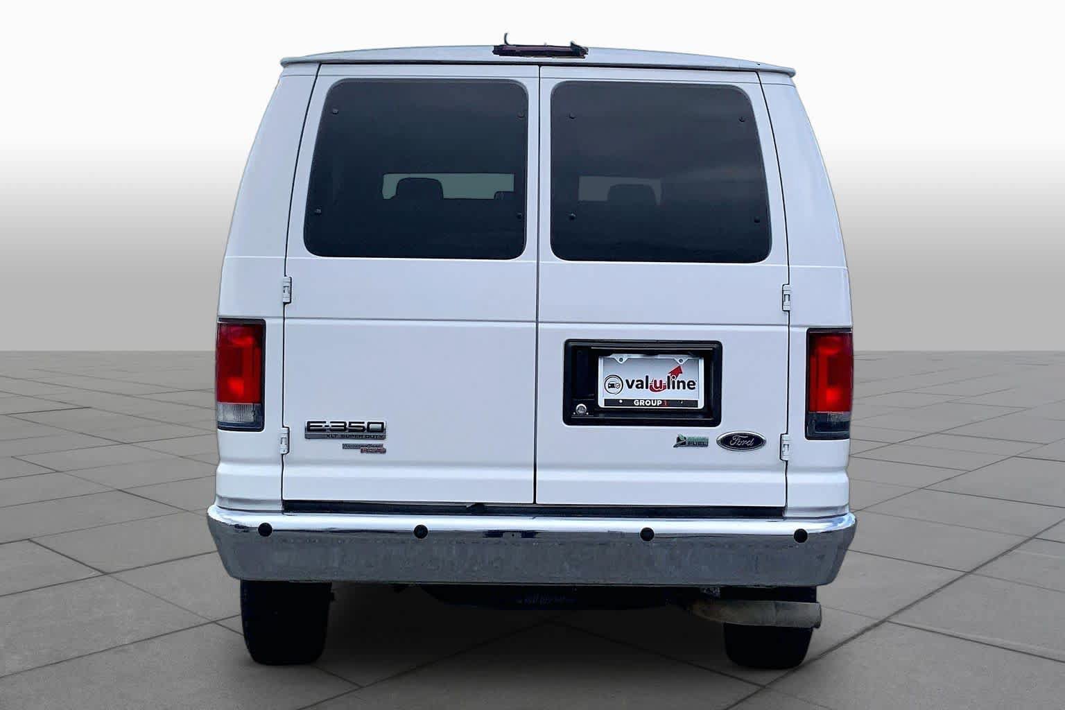 Used 2014 Ford E-350 and Econoline 350 XLT RWD image 5