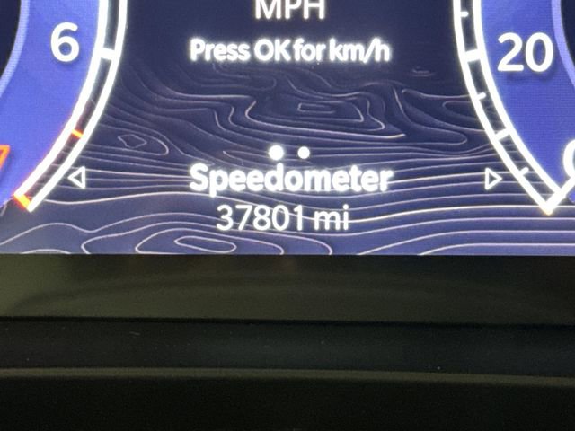 Used 2023 Jeep Grand Cherokee L Laredo image 6