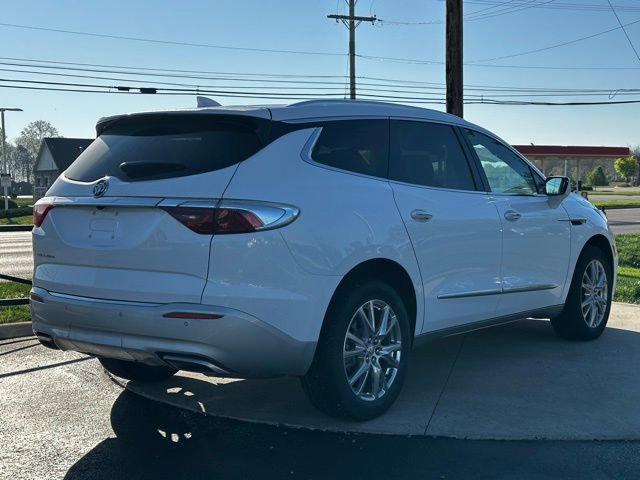 Used 2024 Buick Enclave Essence w/ Experience Buick Package image 7