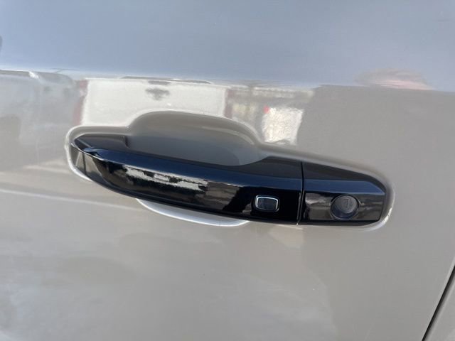 Used 2023 Chevrolet Silverado 1500 ZR2 w/ Technology Package image 25