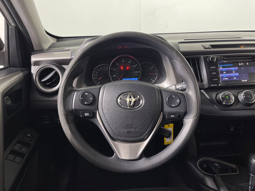 Used 2016 Toyota RAV4 LE FWD image 15
