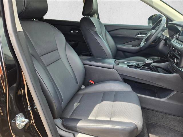 Used 2024 Nissan Rogue SV w/ SV Premium Package FWD image 21