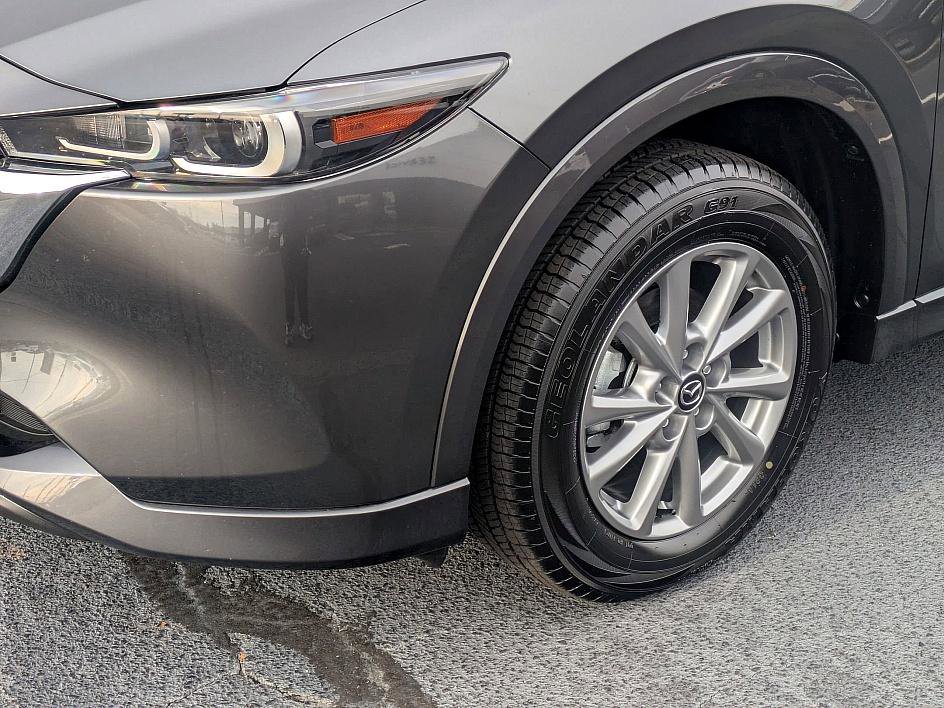 Certified 2025 MAZDA CX-5 AWD 2.5 S w/ Select Package image 9