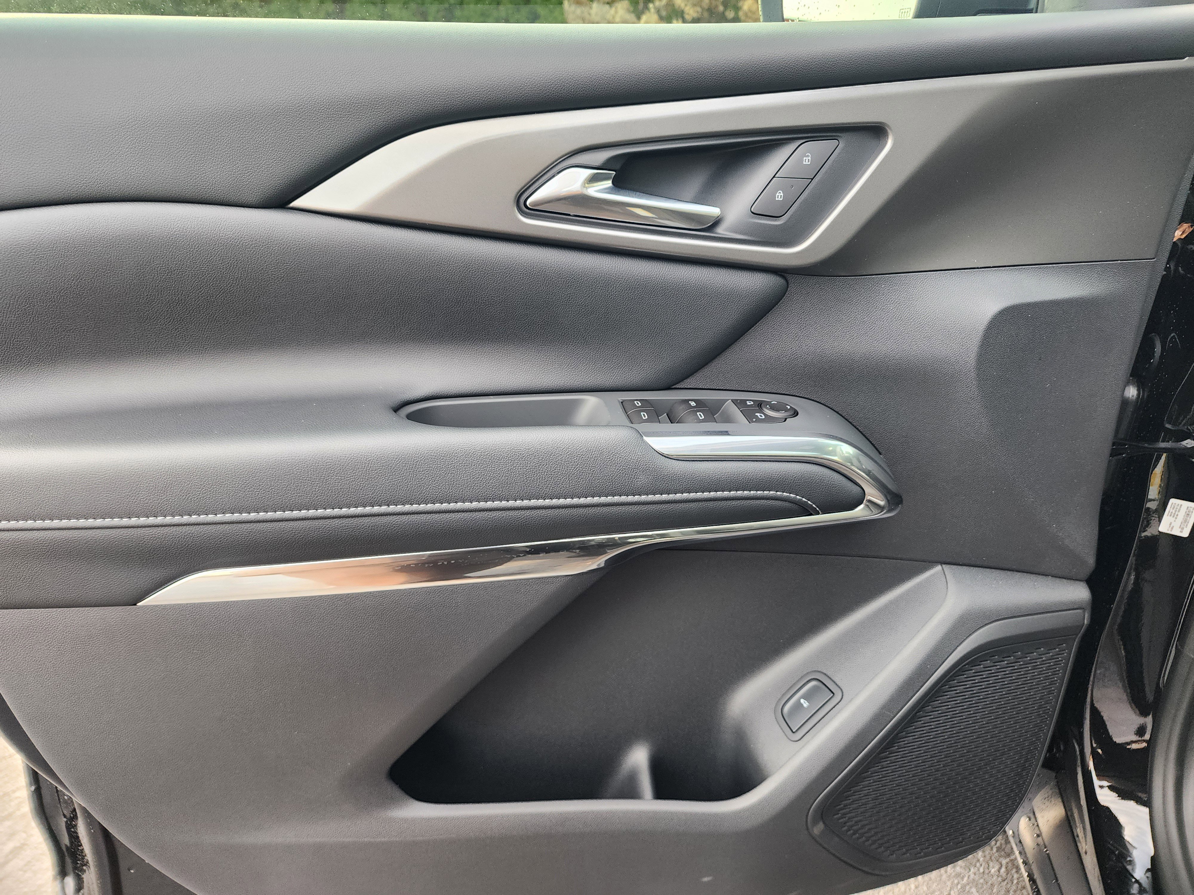 New 2026 Chevrolet Traverse LT image 24