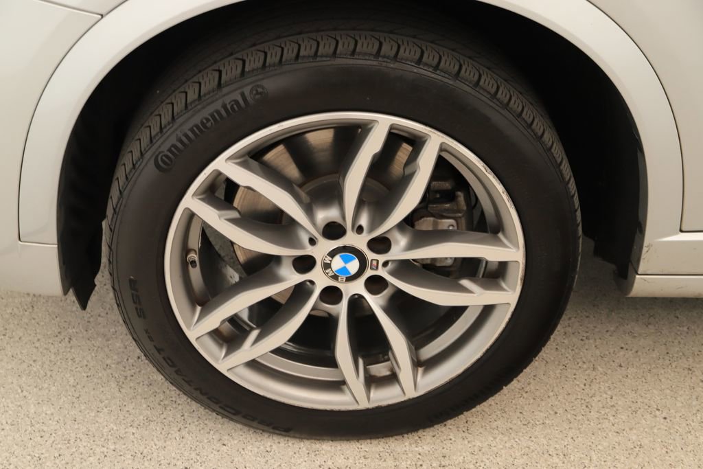 Used 2018 BMW X4 M40i image 34