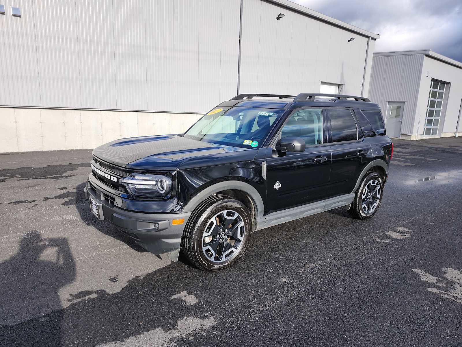 Used 2022 Ford Bronco Sport Outer Banks w/ Tech Package image 1