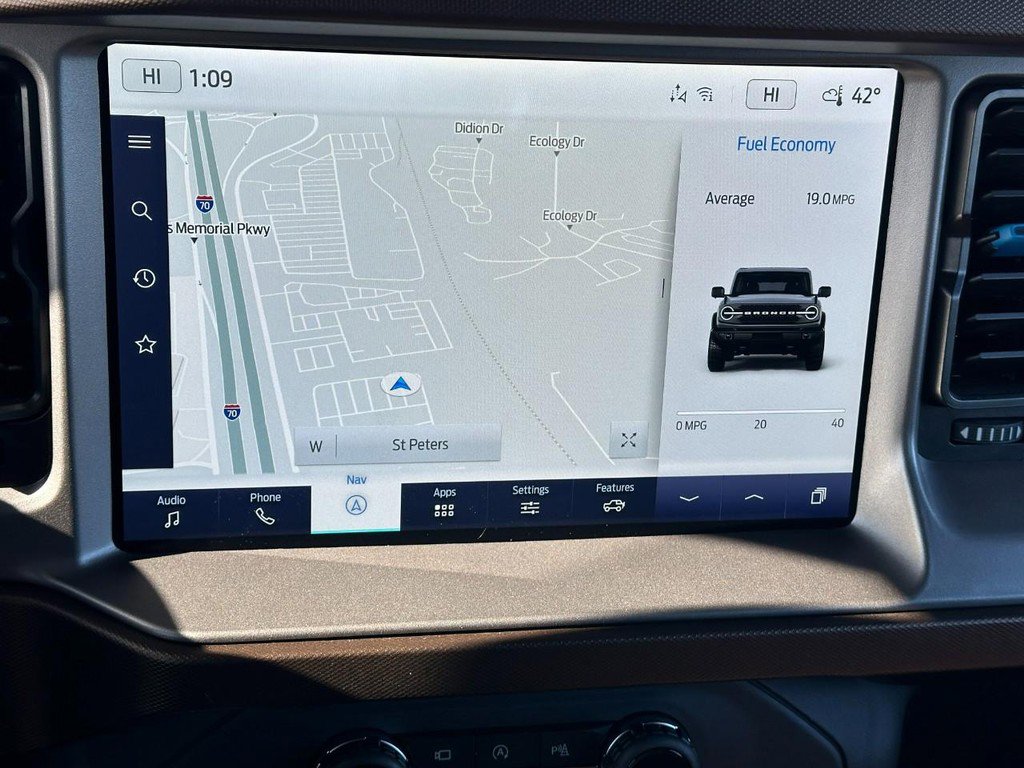 Used 2022 Ford Bronco Outer Banks image 17