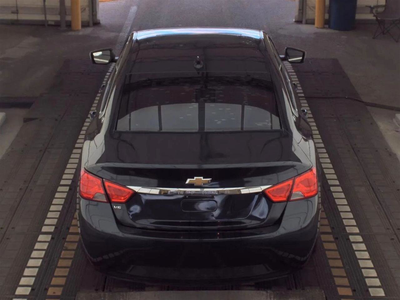 Used 2018 Chevrolet Impala LS FWD image 6
