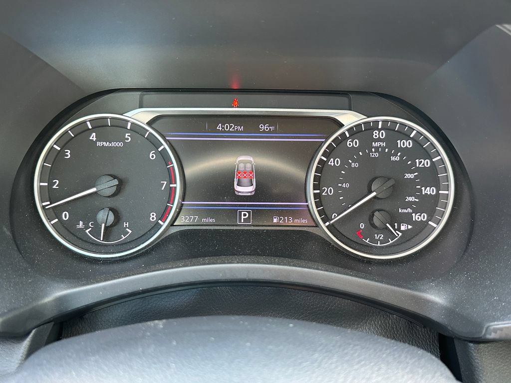 Used 2025 Nissan Sentra SR FWD image 26