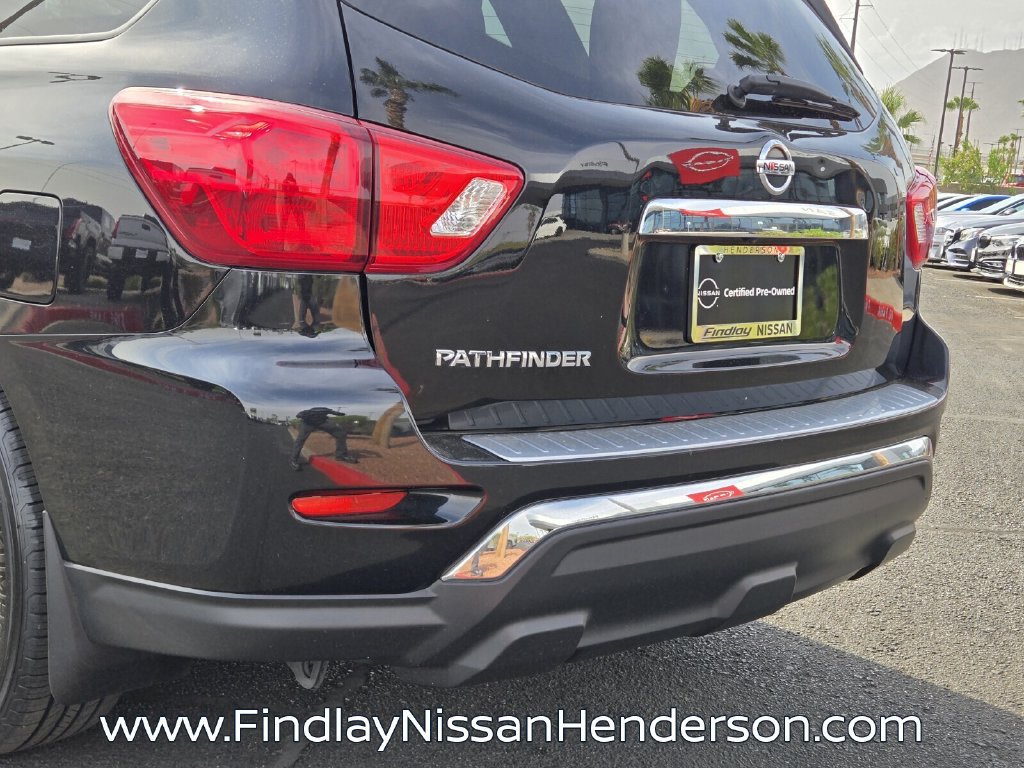 Used 2018 Nissan Pathfinder S FWD image 5