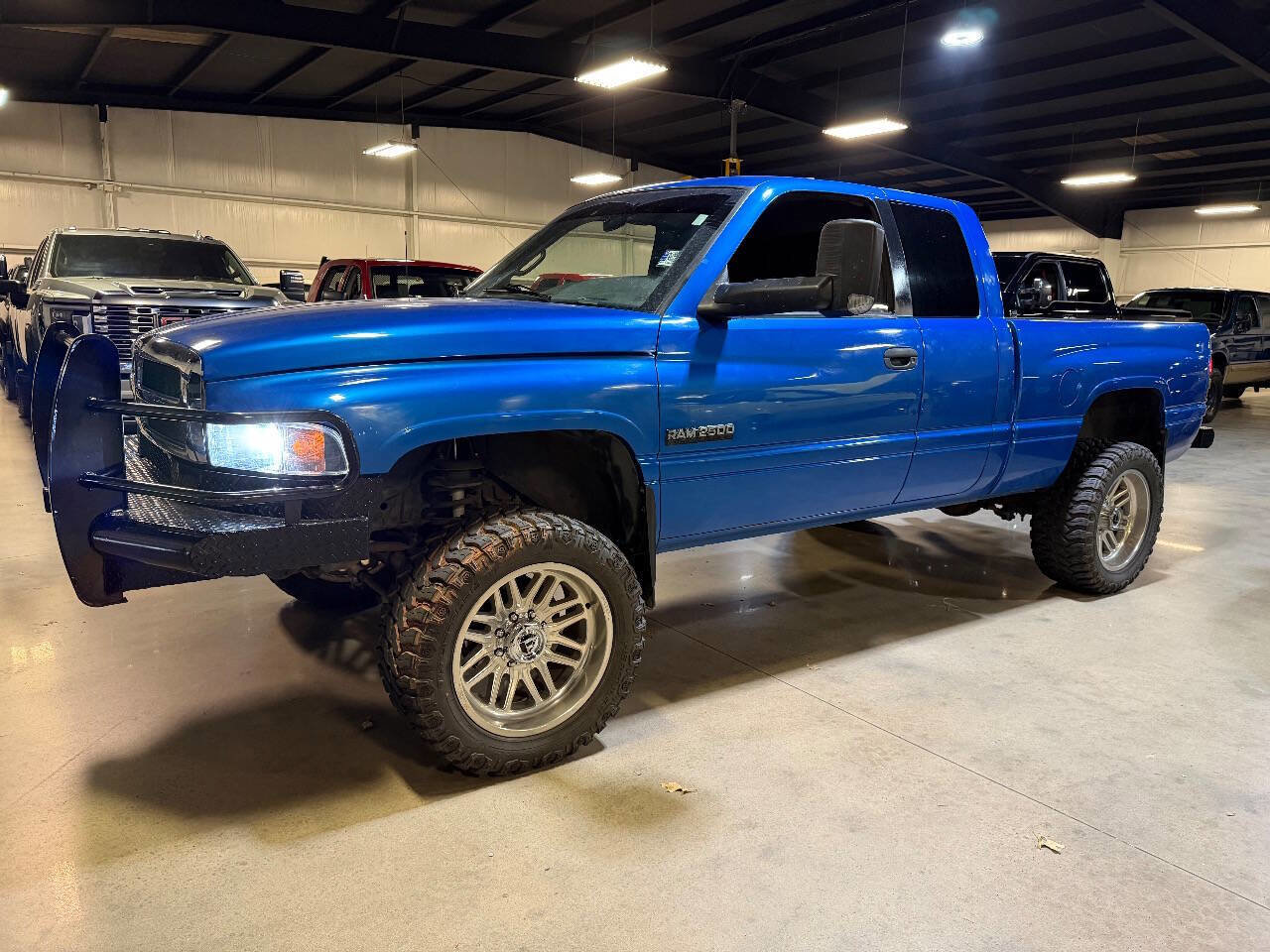 Used 1998 Dodge Ram 2500 Truck 4x4 Quad Cab image 1