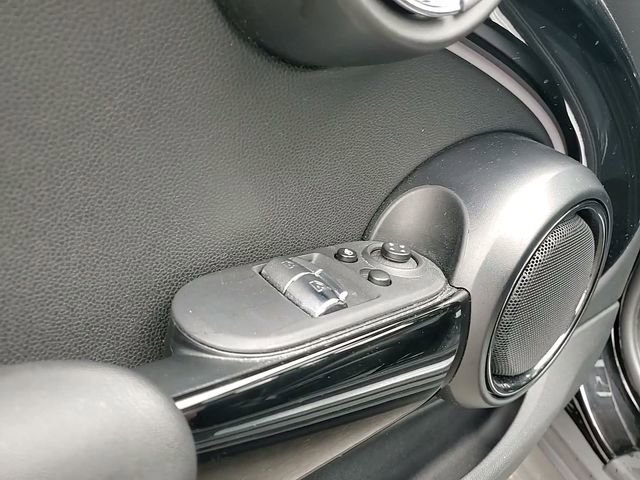 Used 2022 MINI Cooper SE image 13